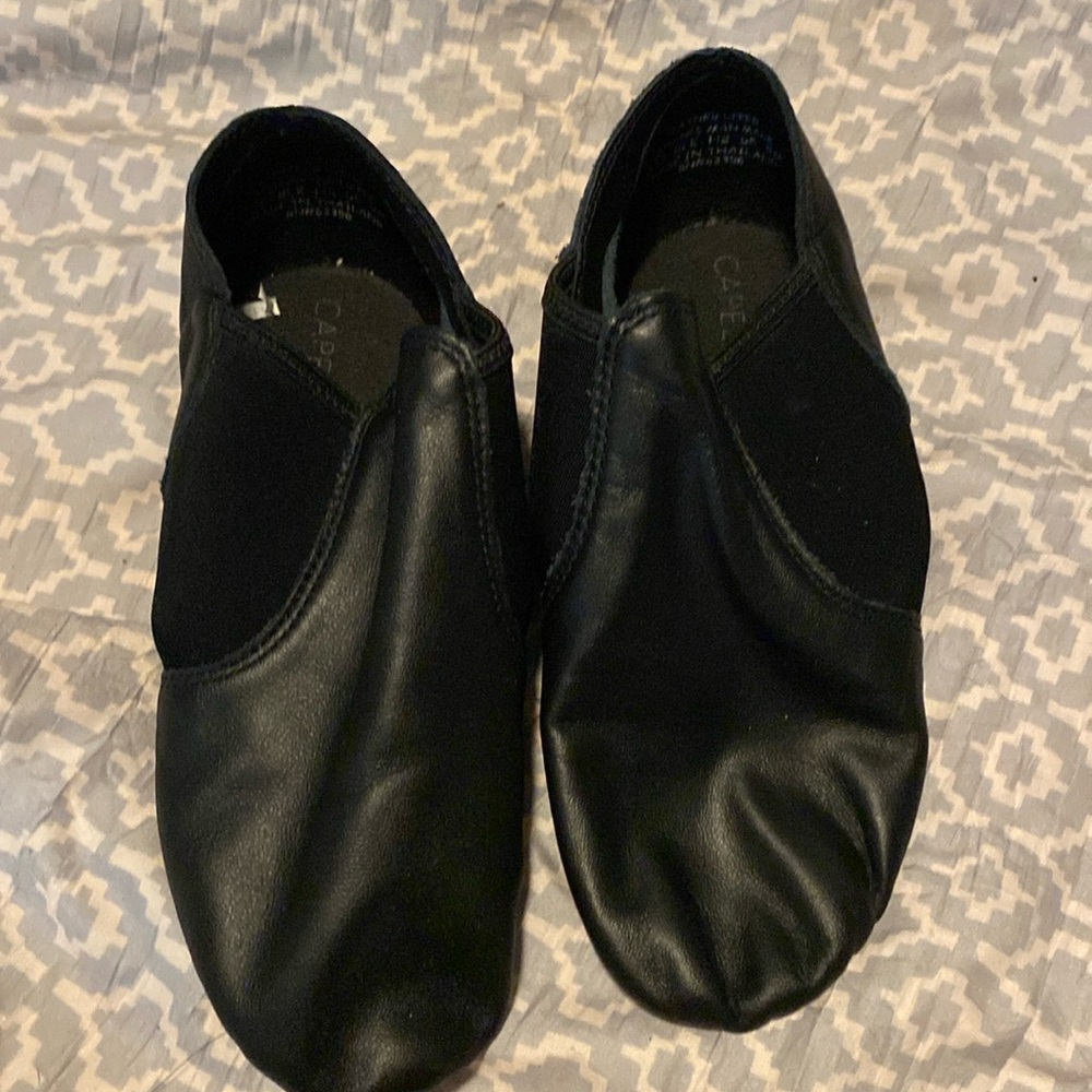 Capezio black jazz shoes - like new L 9M